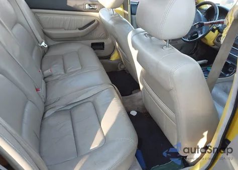 1993 Acura Legend L from USA, damaged, VIN JH4KA7663PC010023